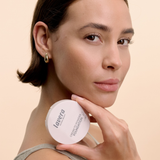 lavera Cream to Powder Foundation -Medium Tanned 1.8- in der Anwendung