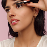 lavera Lash To Impress - Mini Edition in der Anwendung